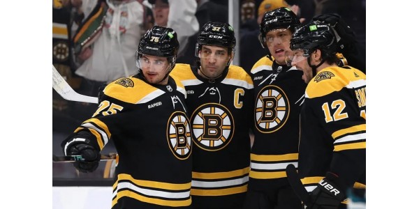 Boston Bruins si v této sezóně zajistil první místo v lize